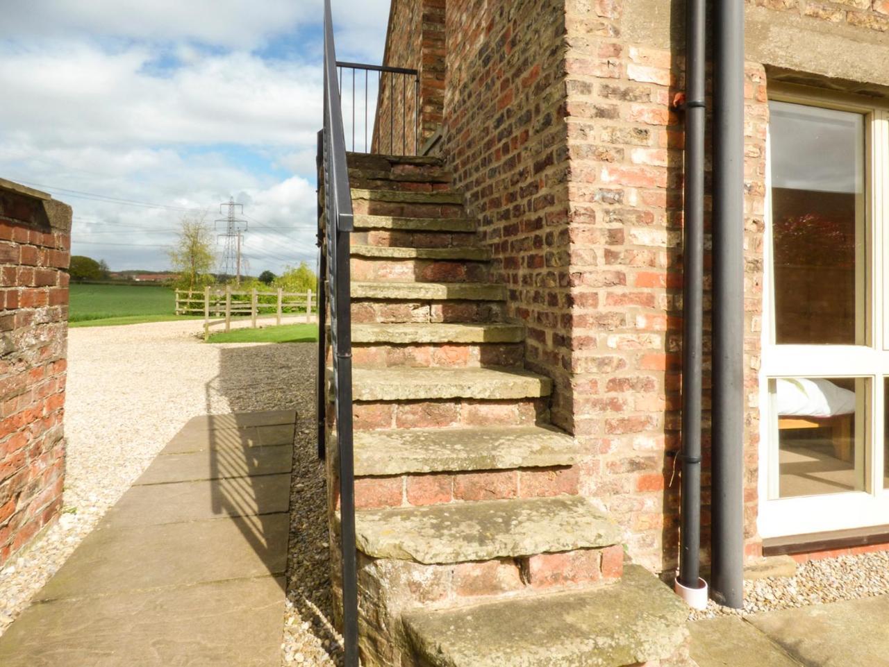 Villa The Cart Shed High Catton Exterior foto